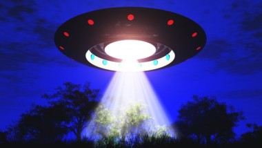 NASA Kameralarında UFO Görüntüleri , Dünya Bu Görüntüleri İzliyor